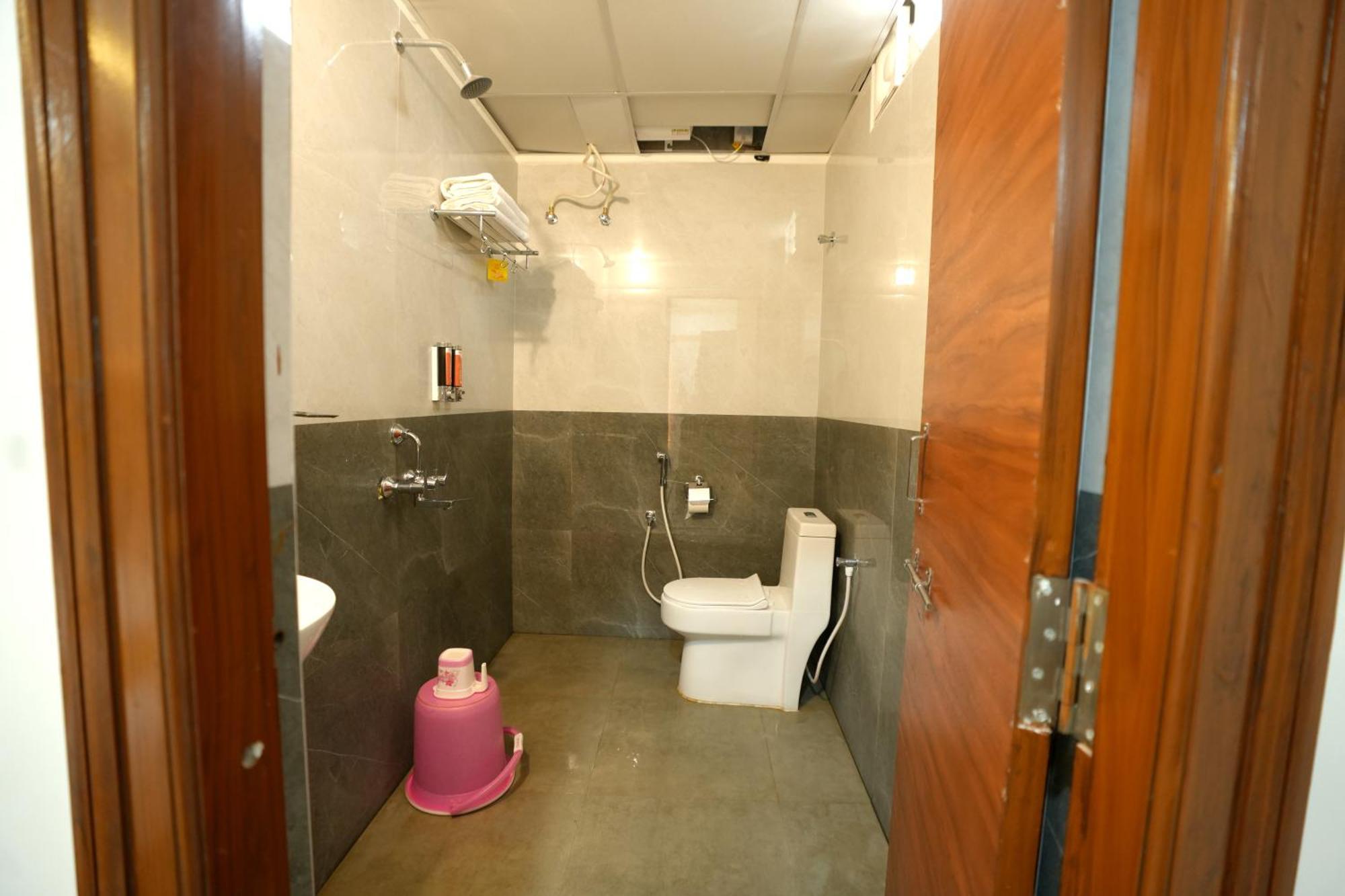 Viola Suites Haydarabad Dış mekan fotoğraf