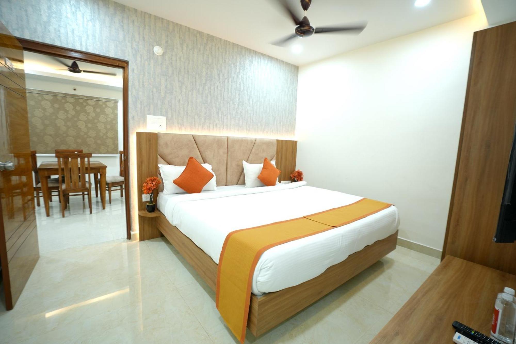 Viola Suites Haydarabad Dış mekan fotoğraf